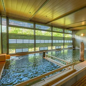 jozankei-onsen-yurakusoan.sapporo-hotel.com/